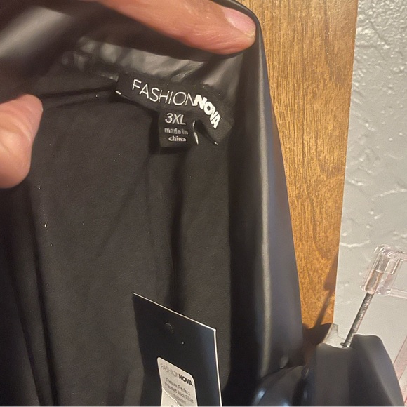 Faux Leather Pleated Skirt - Picture 2 of 2